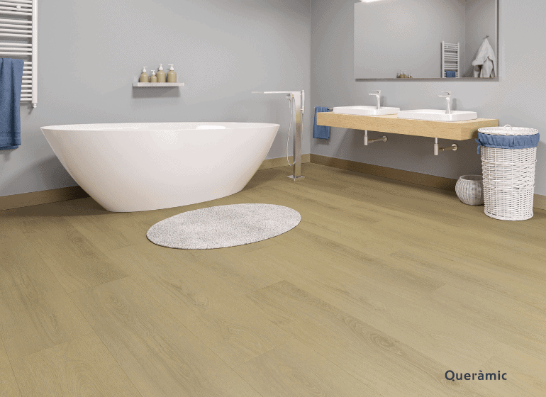 suelo laminado baño