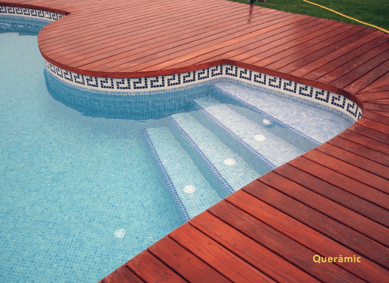 Cómo elegir el mejor azulejo gresite para piscinas? | Blog